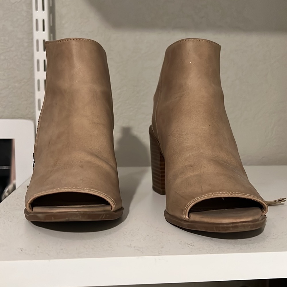 Sam Edelman booties - Picture 2 of 4